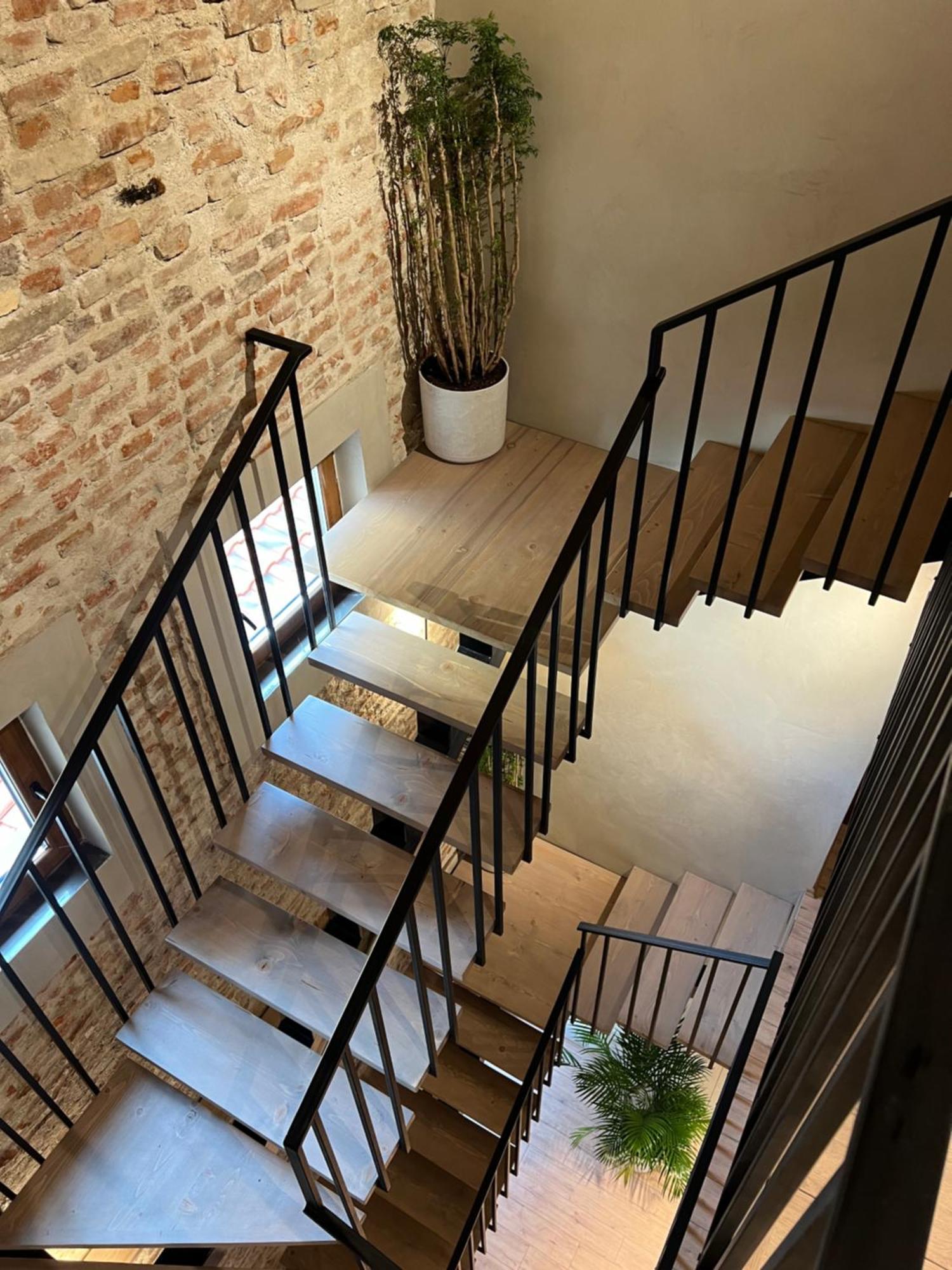 Faces & Places Boutique Hotel Тирана Екстериор снимка